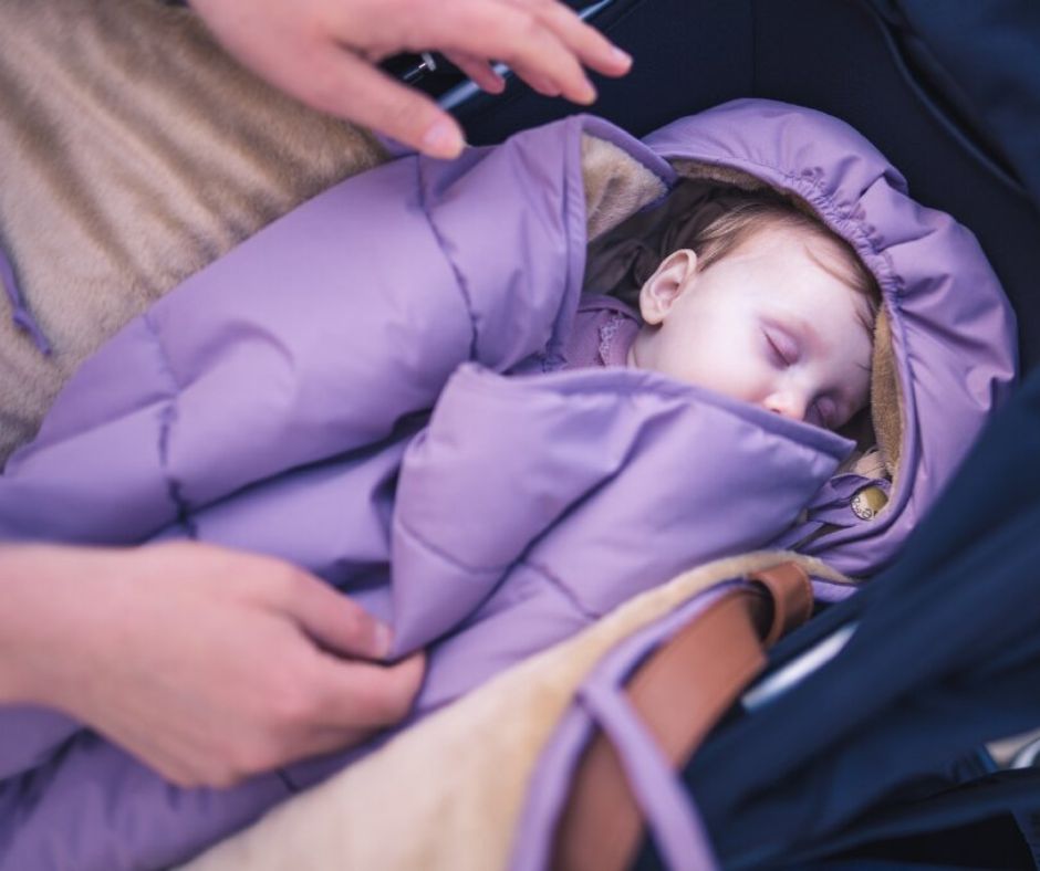 bunke bekæmpe Faderlig Baby sove ude: Kom trygt fra start med at sove i barnevogn – Sleepbag