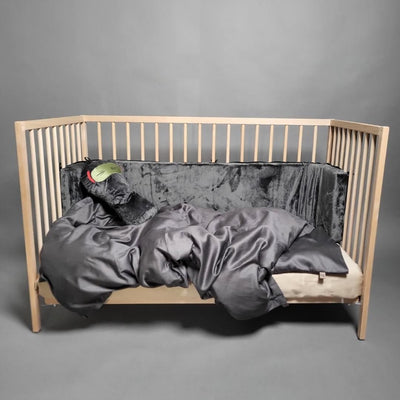2-pak baby sengesæt (kan knappes sammen til junior str.)